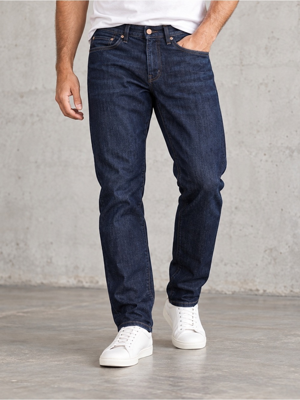 DU/ER L2X Relaxed Taper Fit Jeans Mens Size 30x31 Stretch Performance Dark Wash